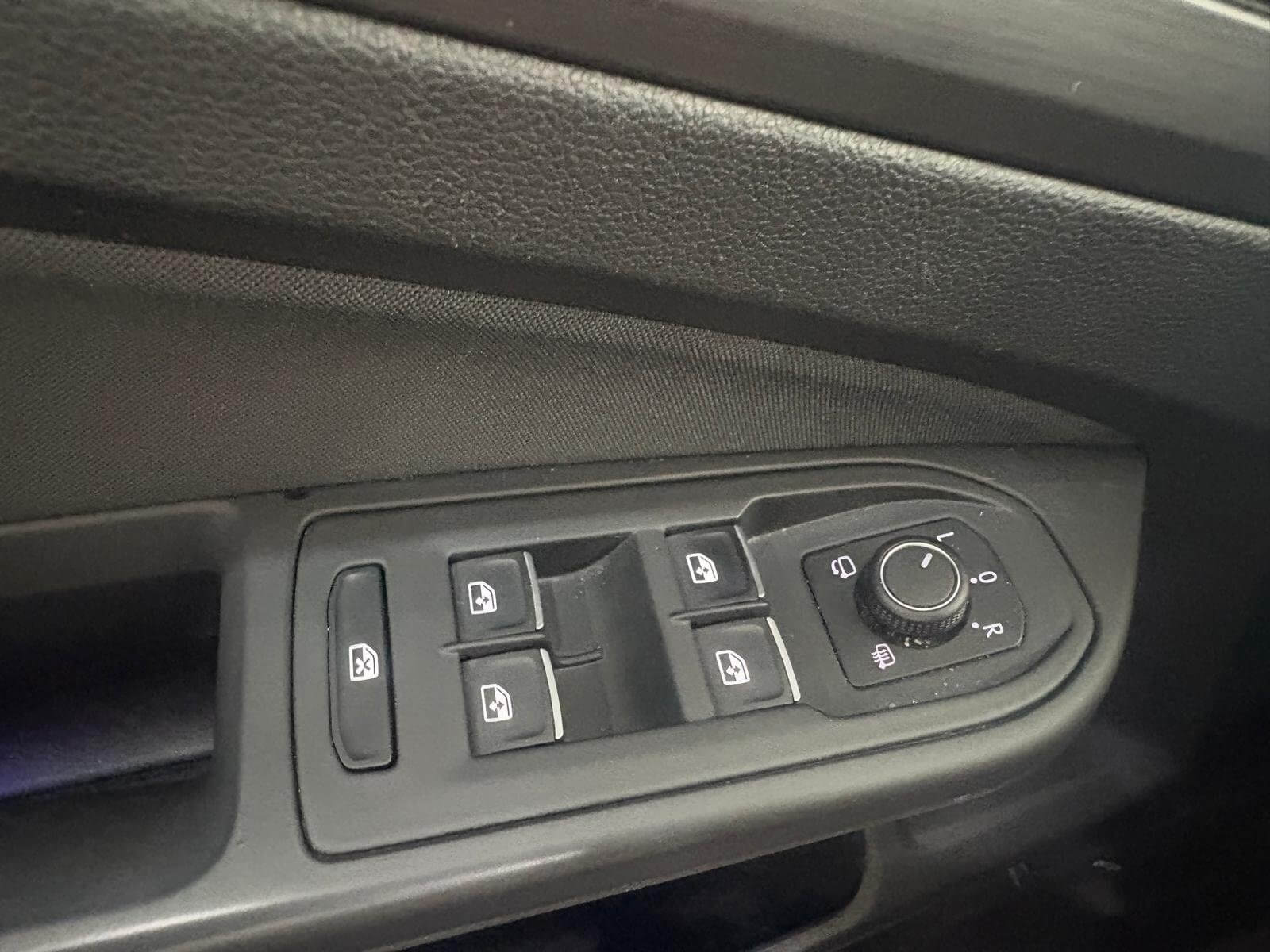 #23#-VOLKSWAGEN-GOLF-eTSI- ANTEQUERA--GRANADA-MALAGA-COCHES-VENTAS-CORDOBA-SEVILLA-REESTRENO-ENRIQUE-MARTIN-